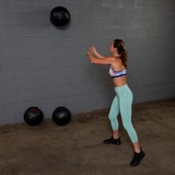 Body Solid Body-Solid Dynamax Soft Medicine Balls 38 Body Solid Body-Solid Dynamax Soft Medicine Balls -Fitness Equipment Sales Shop Body SolidToolsDynamaxSoftMedicineBallsExercise6