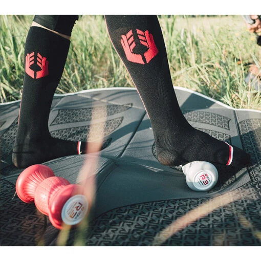 ROLL Recovery R3 Foot Roller - Image 9