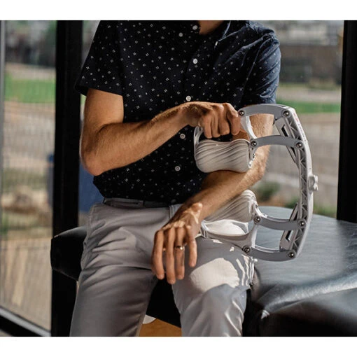 ROLL Recovery R8 Plus Muscle Roller - Image 11