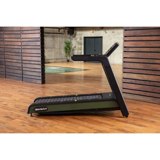 SportsArt G660 Eco-Powr Treadmill - Image 3